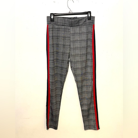 🆕Bottom Sharp black and white size L-XL Straight legged pants. NWT. - Picture 3 of 13